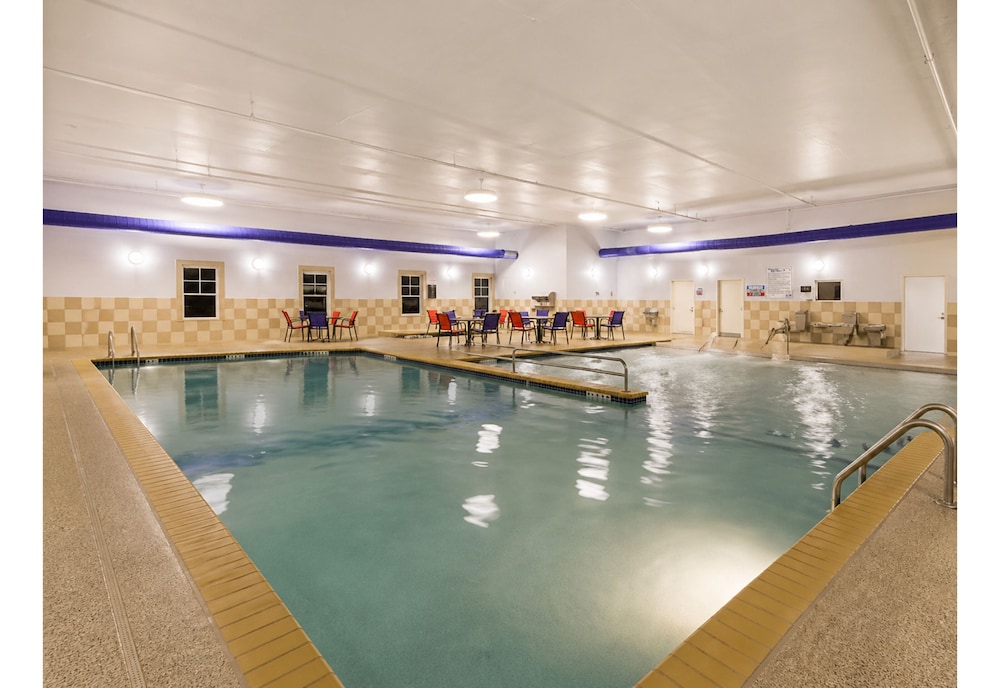 La Quinta Inn & Suites by Wyndham Fargo-Medical Center 34/60