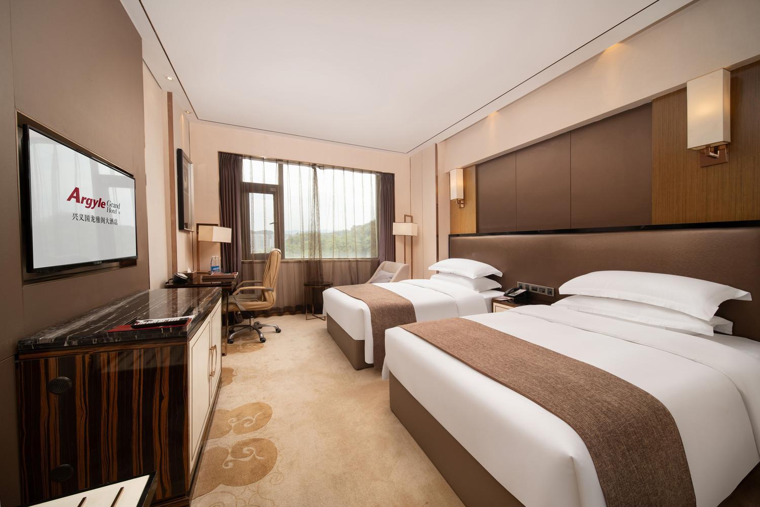 Elegant, Twin Beds