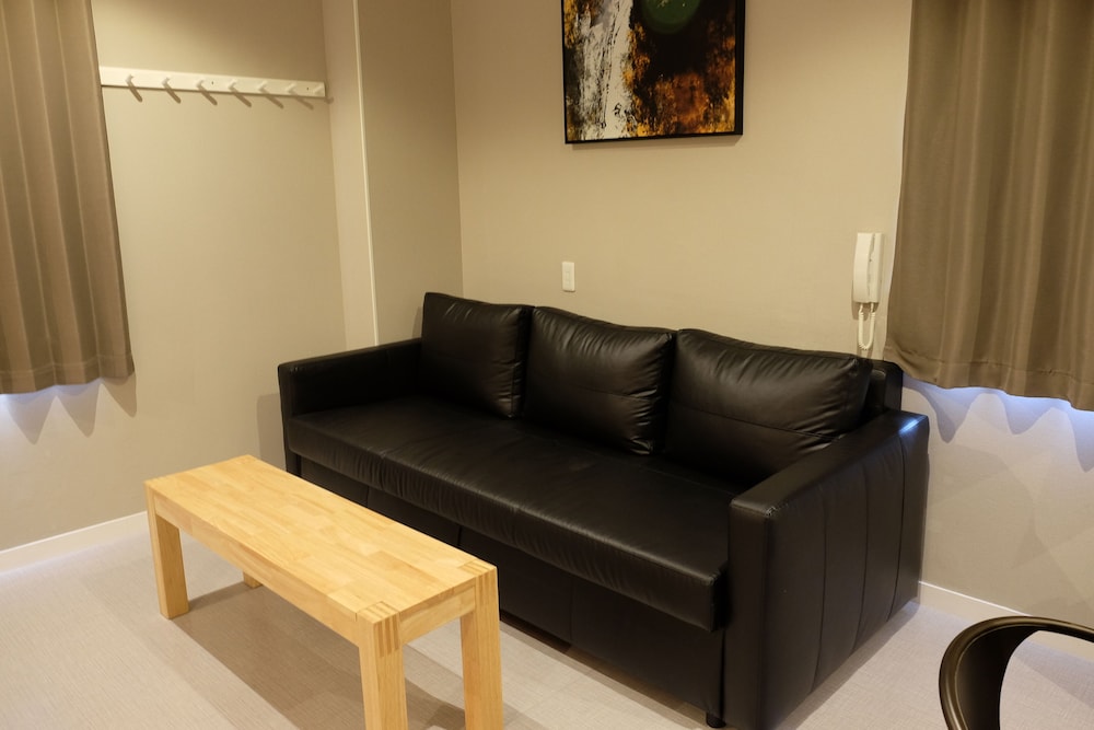 Hotel 88 Shinsaibashi 58/74
