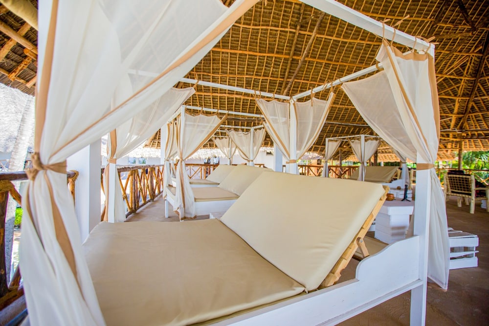 Lobby at AHG Dreams Bay Beach Hotel - Adults Only, MATEMWE