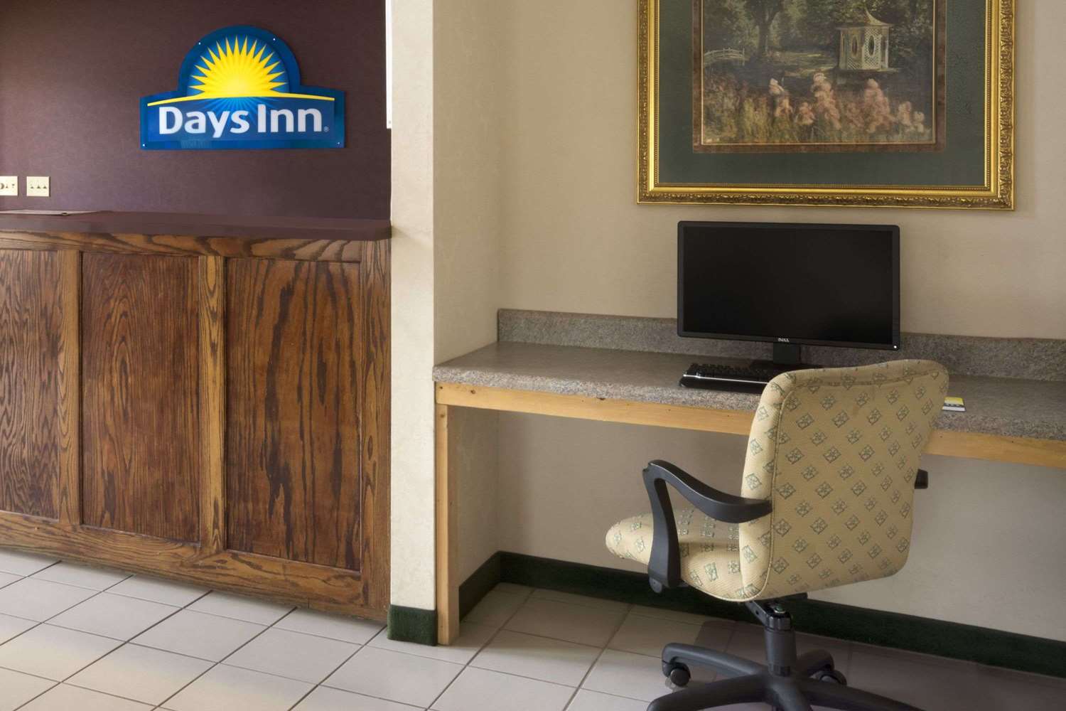 Days Inn by Wyndham Alma 37/41