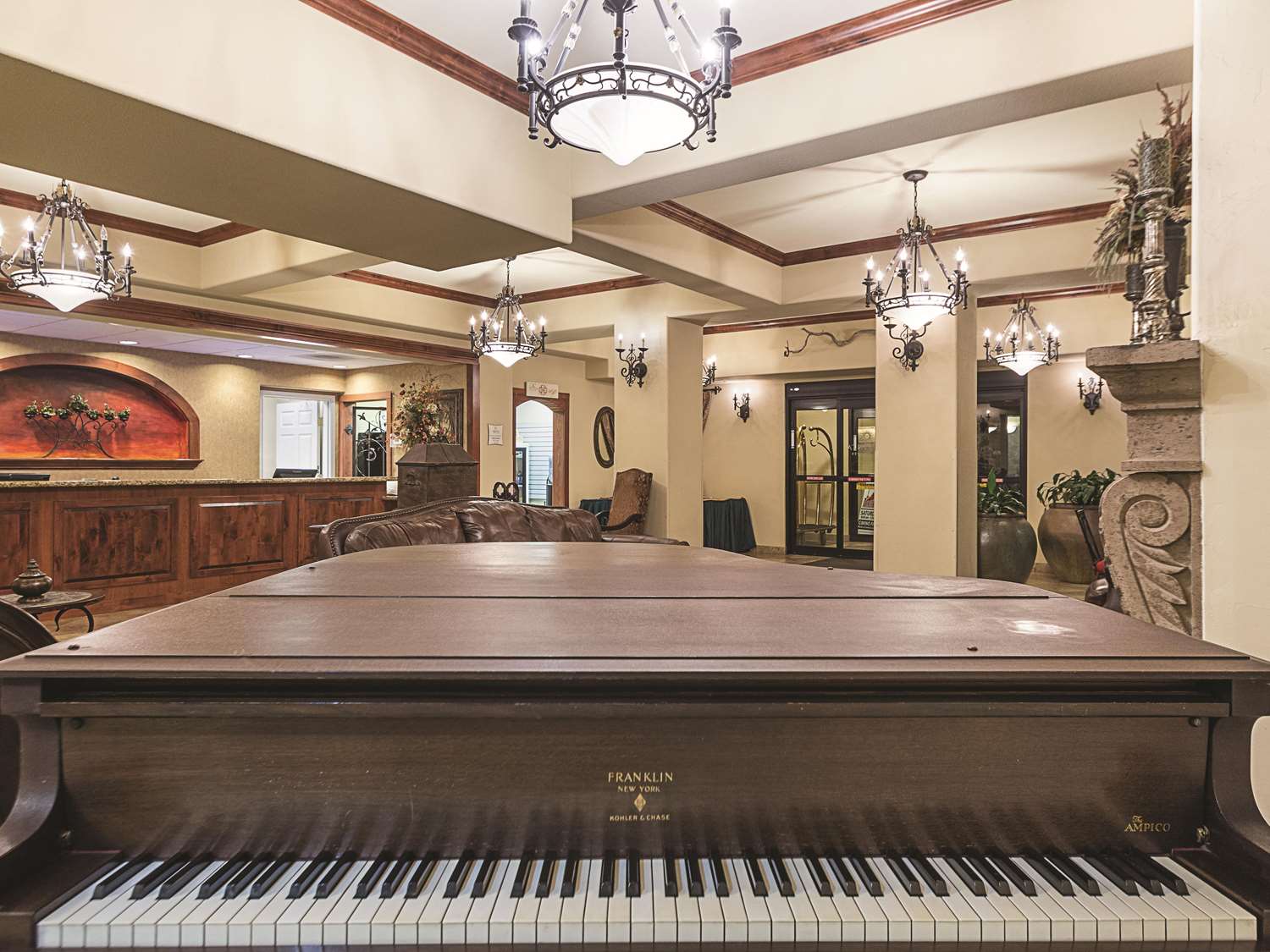La Quinta Inn & Suites by Wyndham Trinidad 10/61