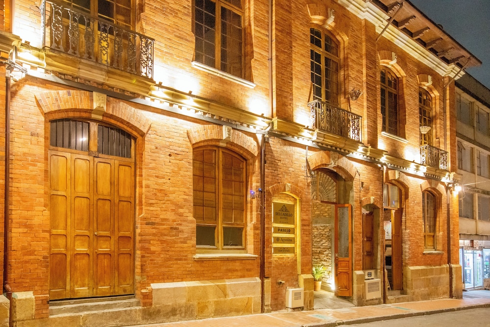 Socialtel Bogota Candelaria Colombia 3/49