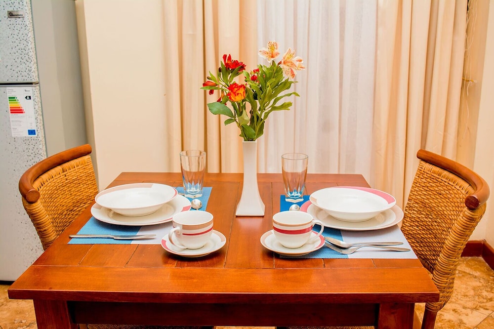Vela Suites 28/33