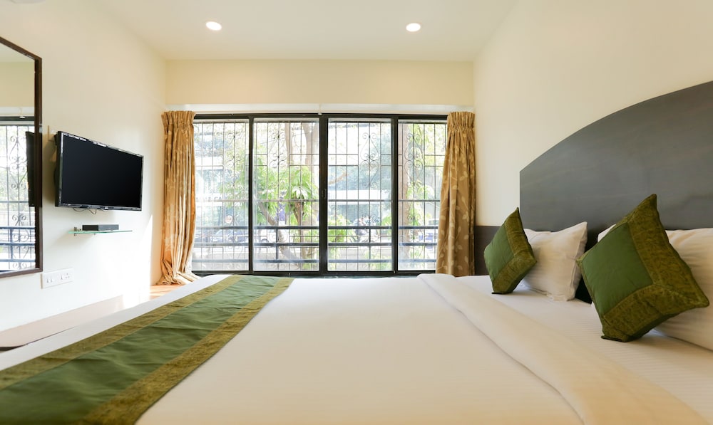Itsy Hotels Hill View Ex 10/44