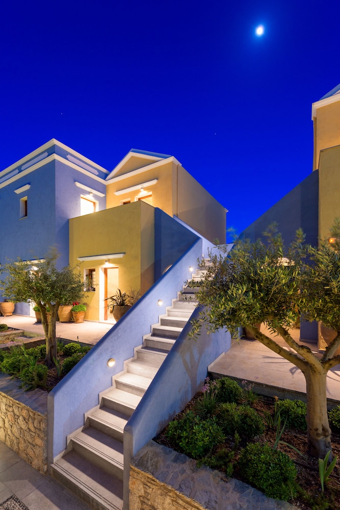 A Symi Residences 62/68