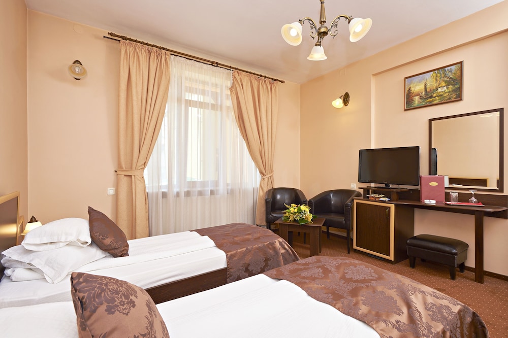STANDARD, TWIN BEDS