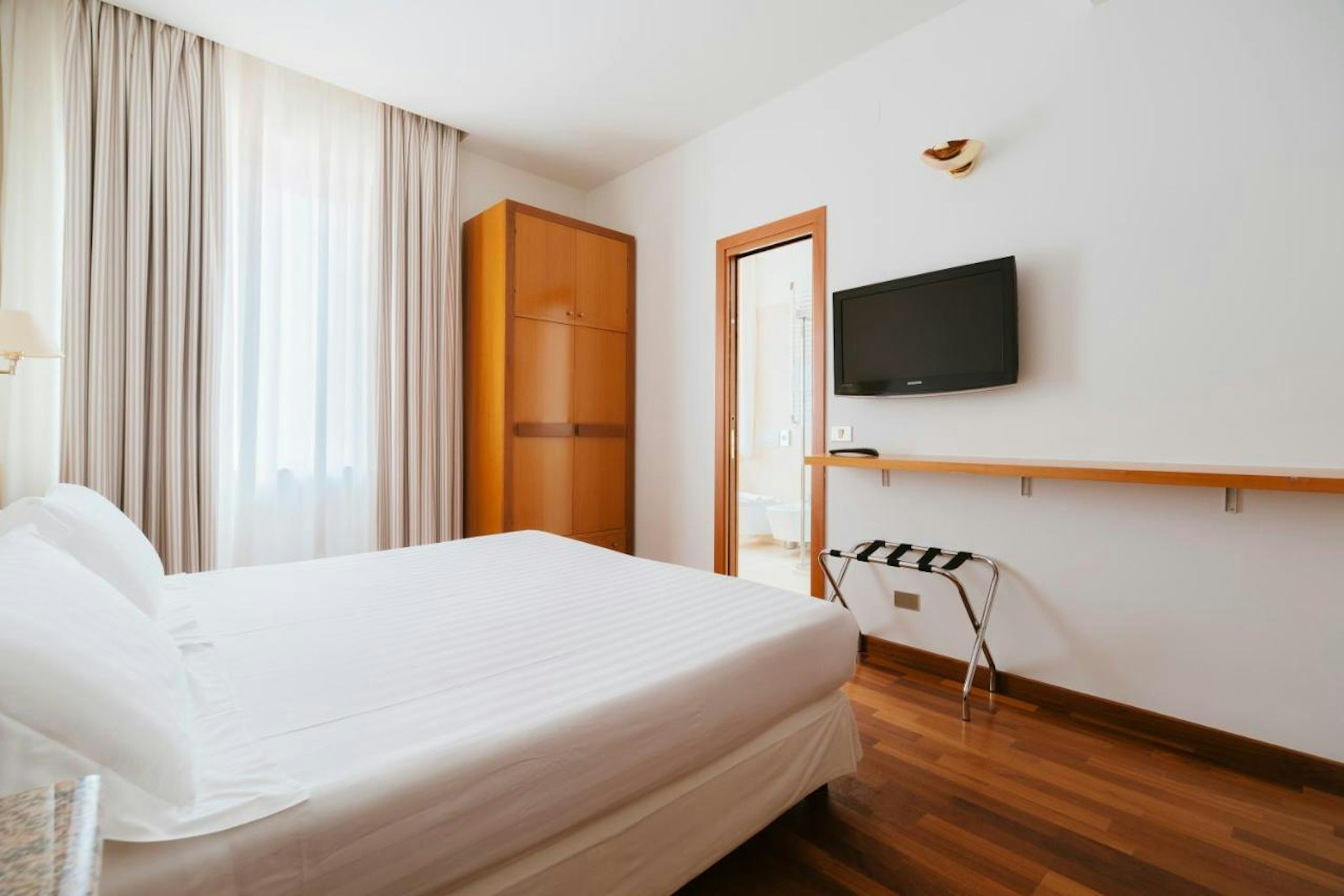 Hotel Miramare 9/63