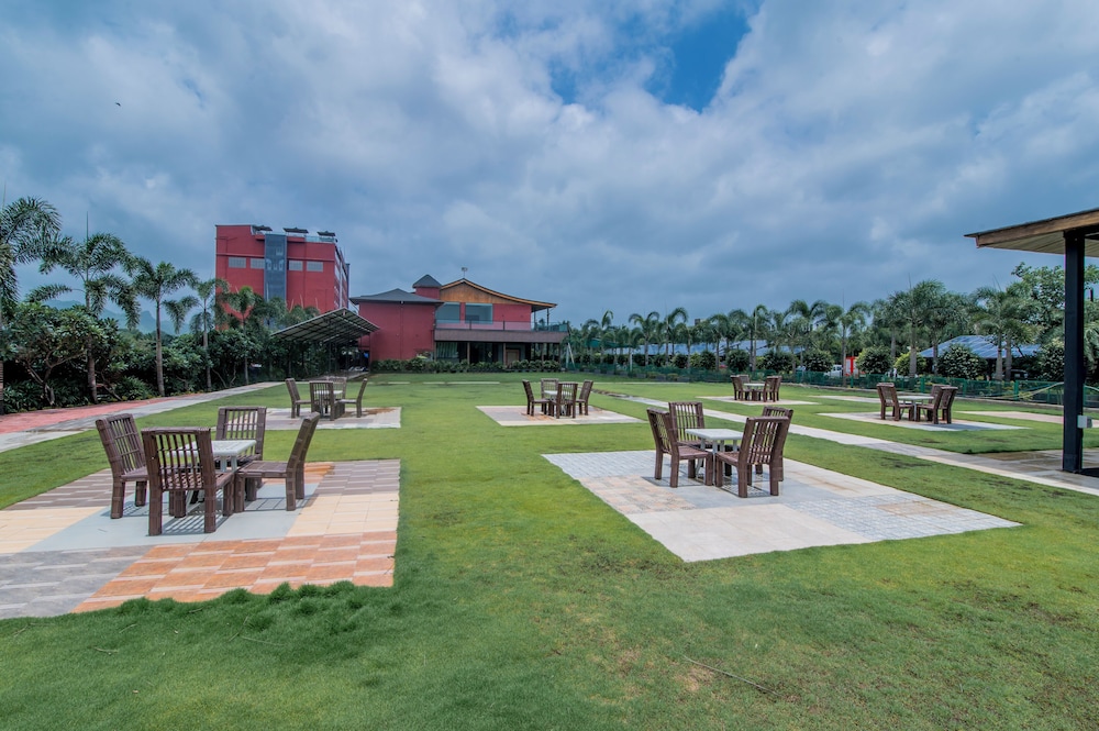 Saya Grand Resort By Treat Thane 48/50