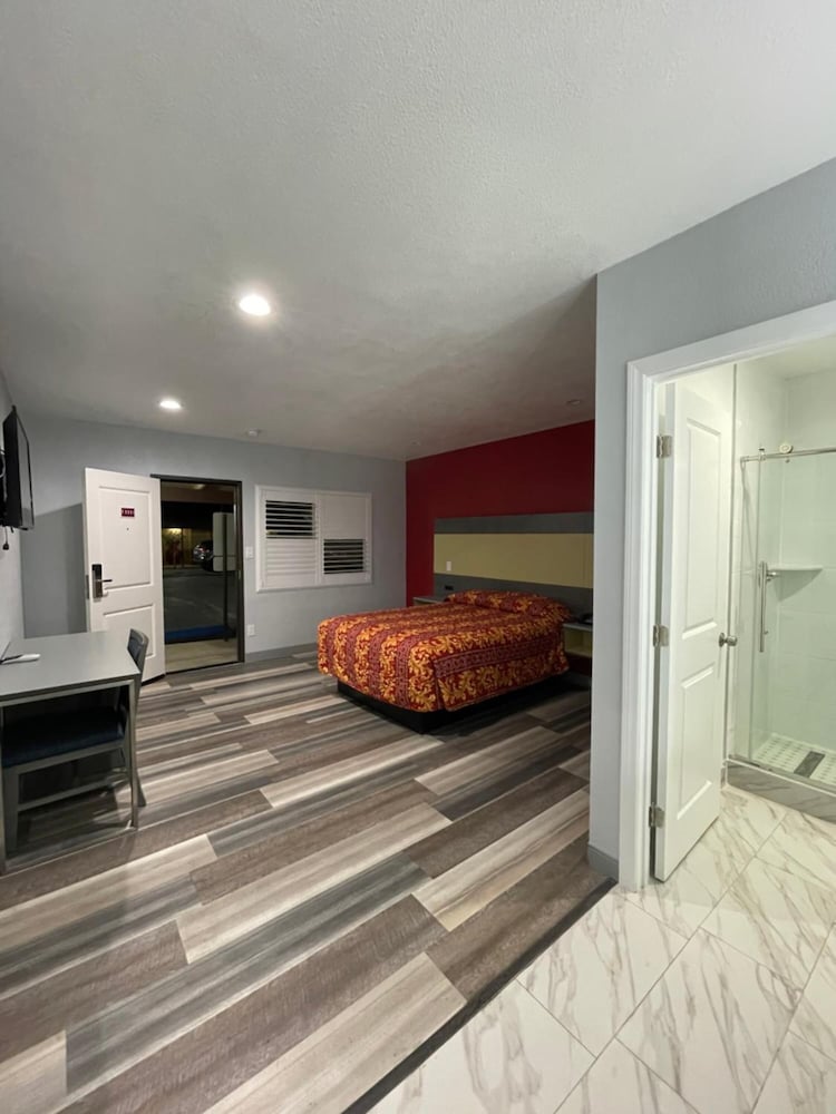 Casa Bell Motel Los Angeles Lax Airport 7/25