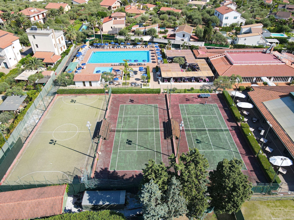 Cefalu Resort Sporting Club 35/69