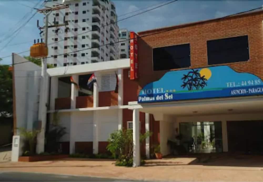 Palmas del Sol 1/38