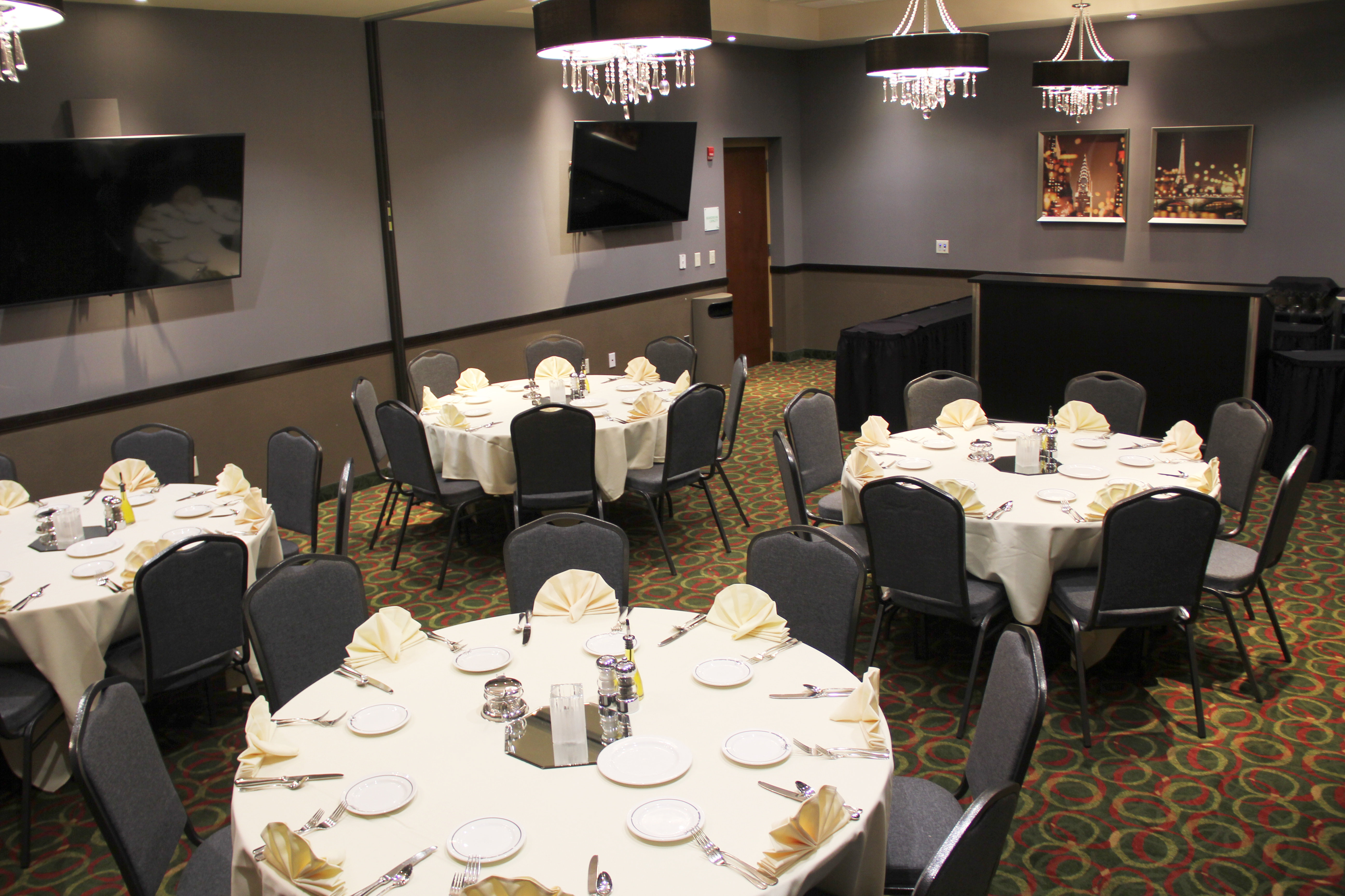 Holiday Inn Eau Claire South I-94 46/55