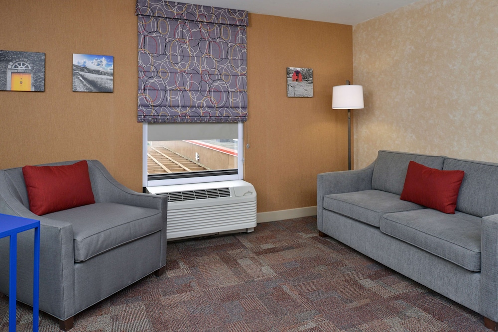 Hampton Inn Wytheville 36/53