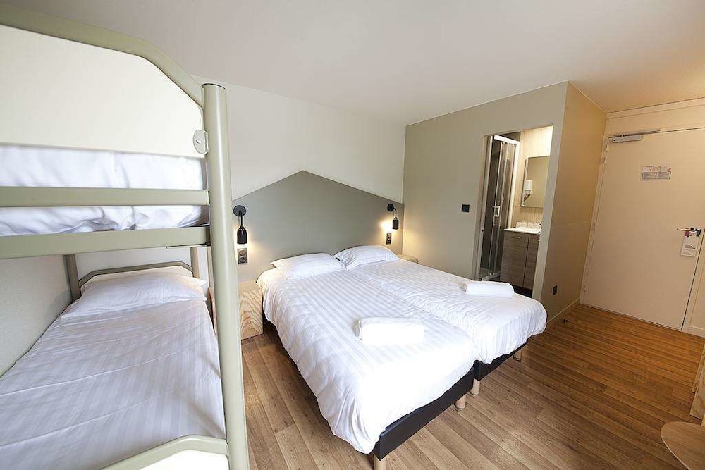 Brit Hotel Arverne - Clermont Sud 16/58