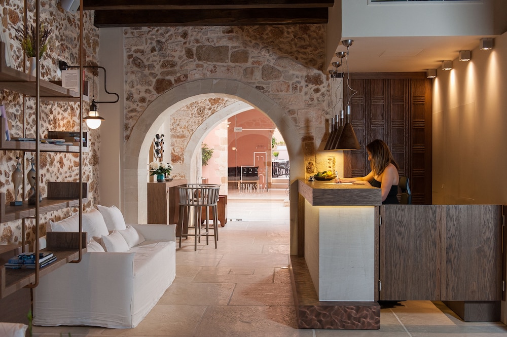 Serenissima Boutique Hotel 6/71