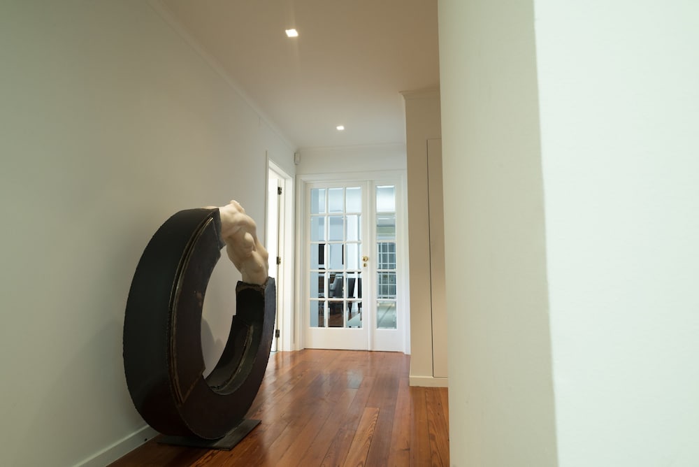 Arts In Penthouse Apartments Til Sol 7/30