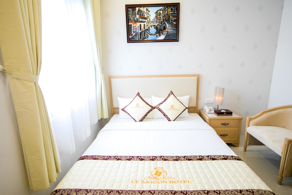 Le Saigon Hotel 24/56