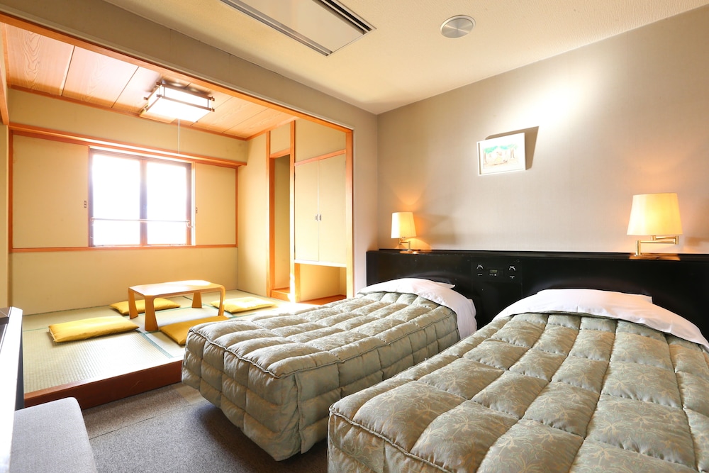 Hotel Silk Inn Madarao 6/50