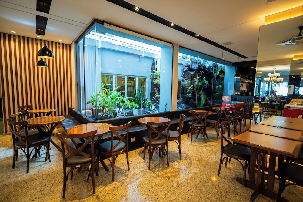 Taroba Hotel 58/73
