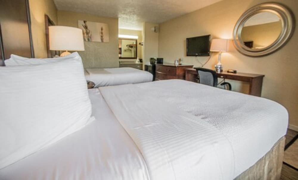 Days Inn by Wyndham Fort Walton Beach 19/34