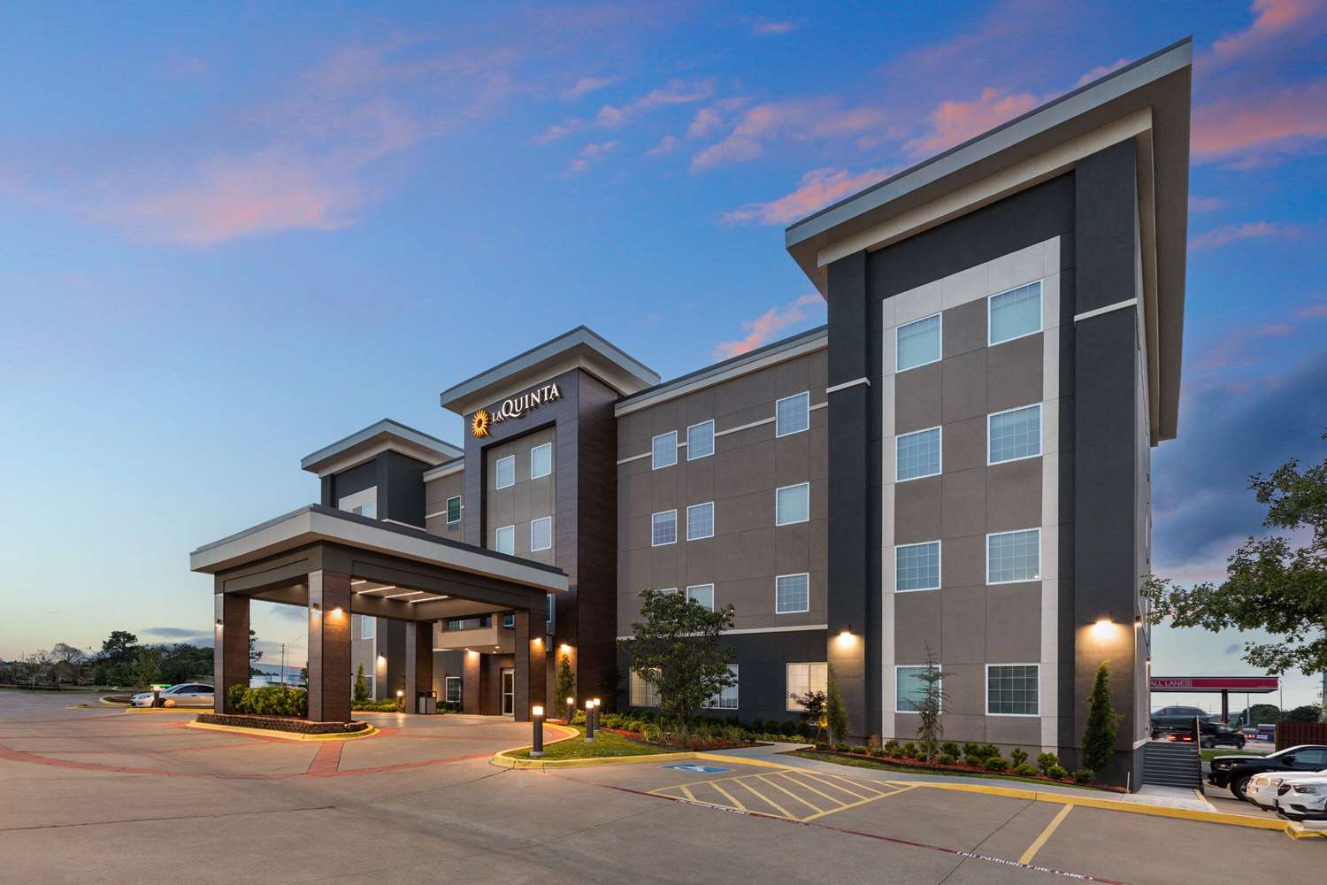 La Quinta Inn & Suites by Wyndham McAlester 42/45