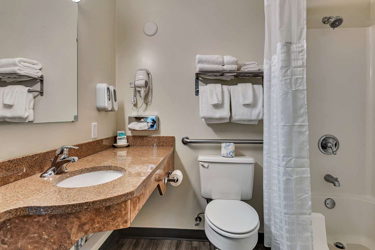 Spicer Hotel 20/21