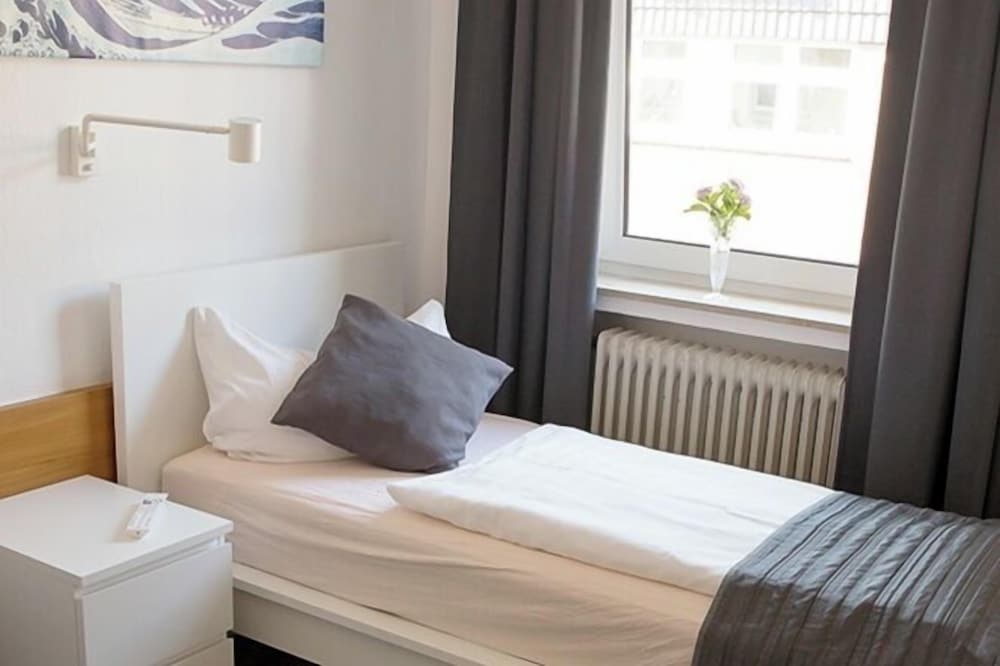 Hotel Am Theaterplatz 14/50