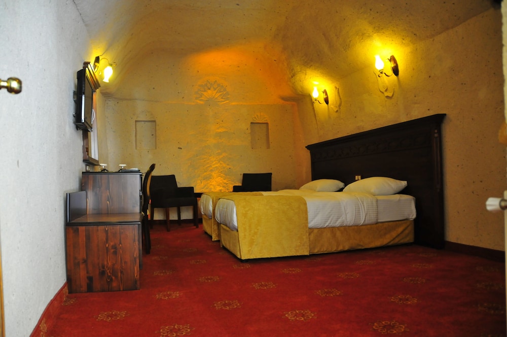 Dilek Kaya Hotel Special Class 56/71