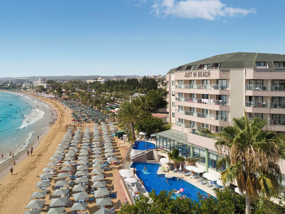 Aska Just In Beach Hotel 43/44