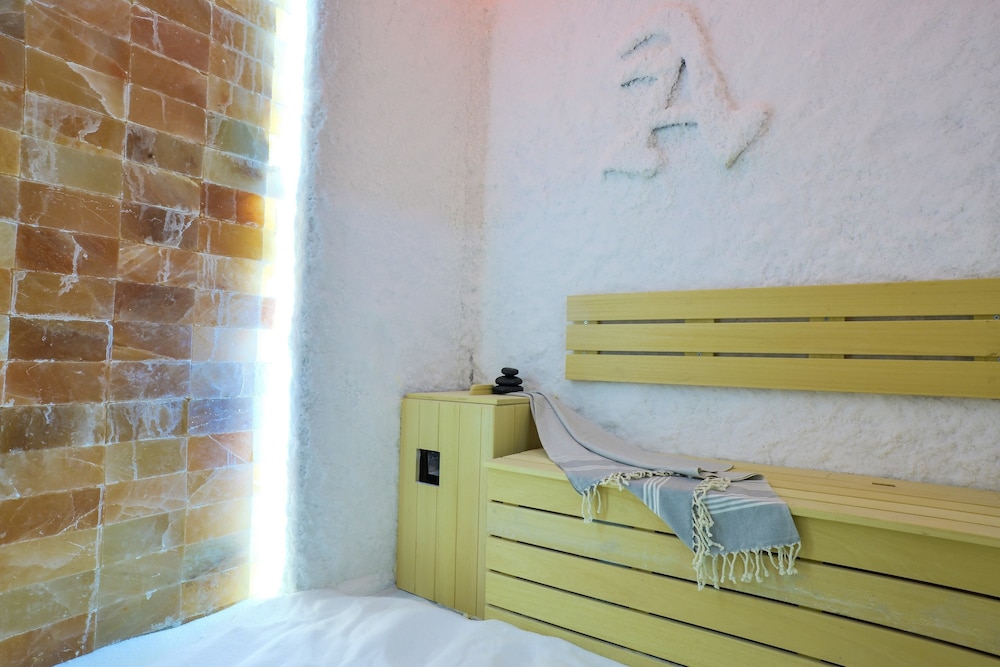 Altintas Otel & Spa 50/50