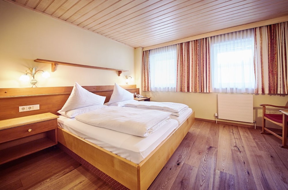 Hotel Gluecksschmiede 14/76