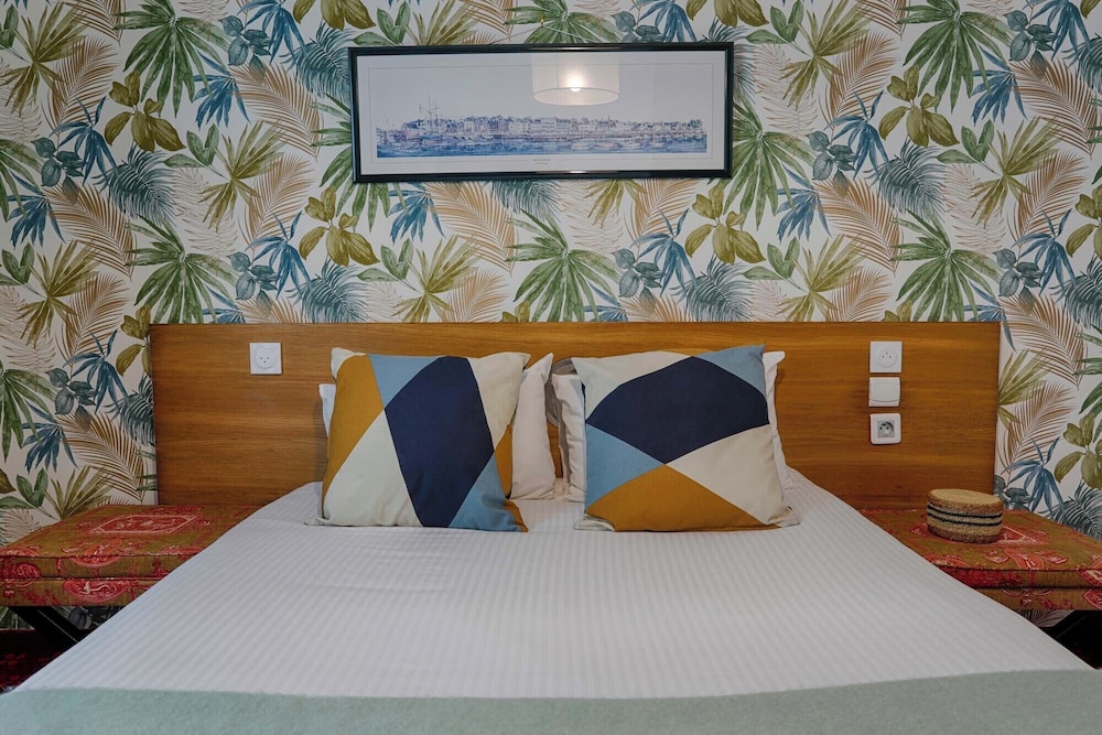 Brit Hotel Le Branhoc 50/62