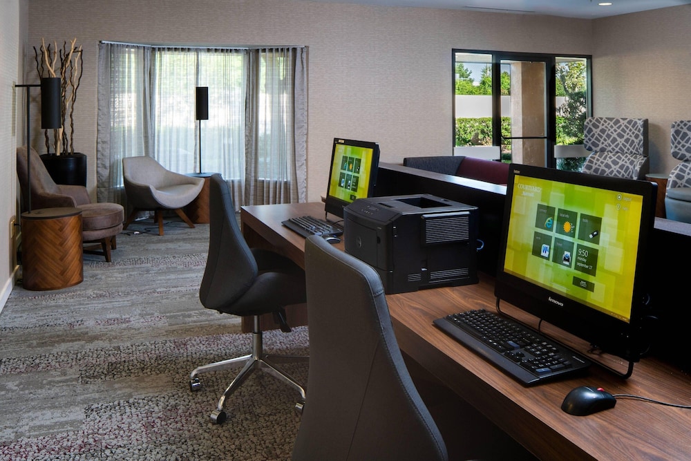 Courtyard Baton Rouge Siegen Lane 29/33