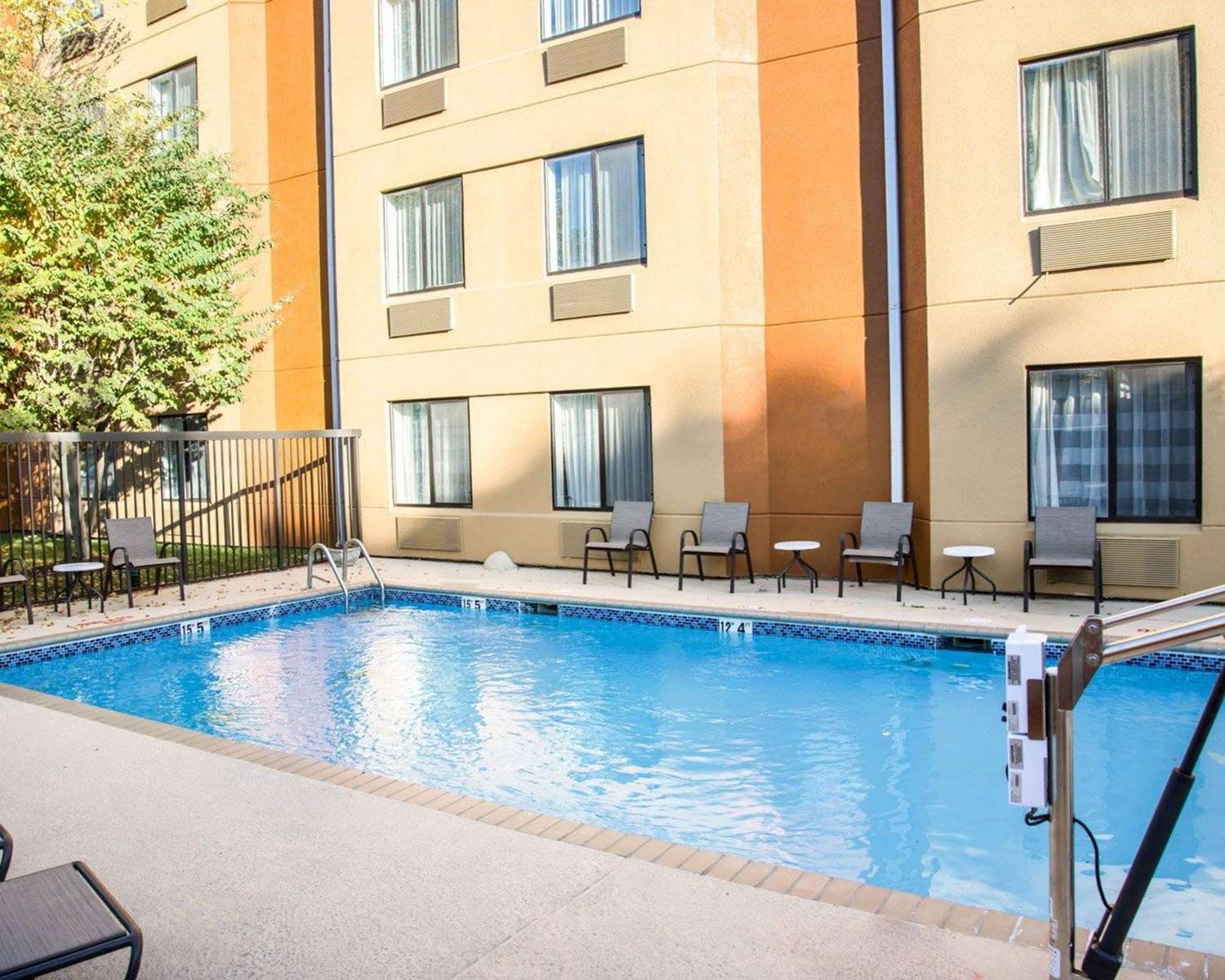 Sleep Inn Charlotte University Place 31/32