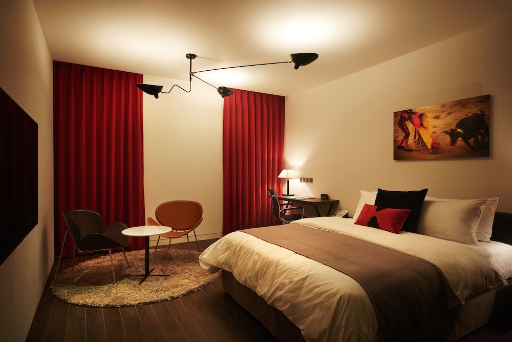 The Classic Hotel 23/68