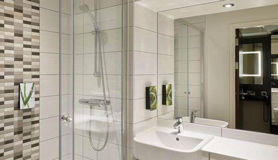 Premier Inn Aberdeen (Westhill) 24/25