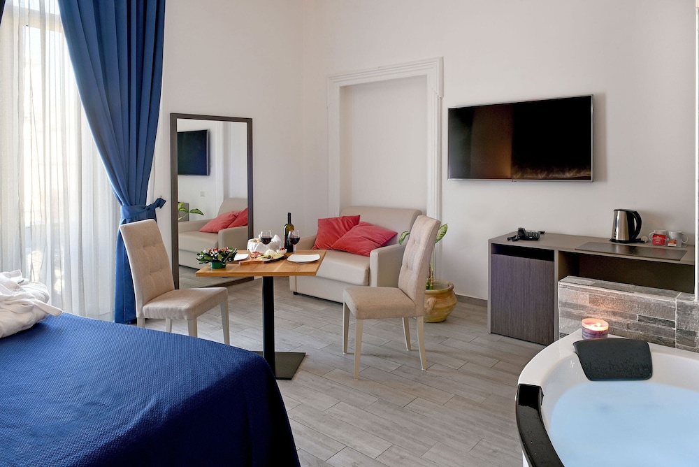 Napoli Rooms&Suite 33/50