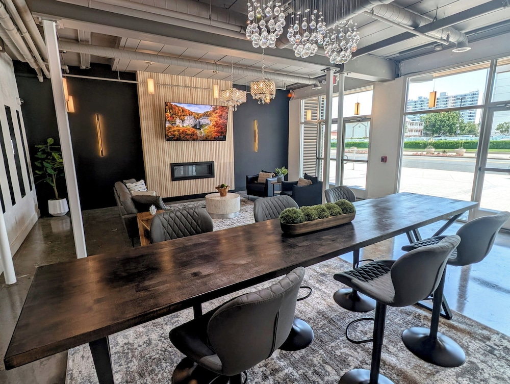 SOHO Suites Atlantic City Beach Block 35/46