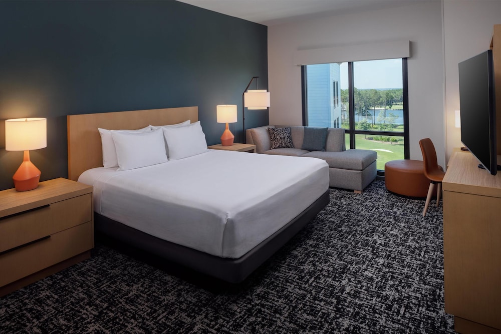 Hyatt House Destin 9/50