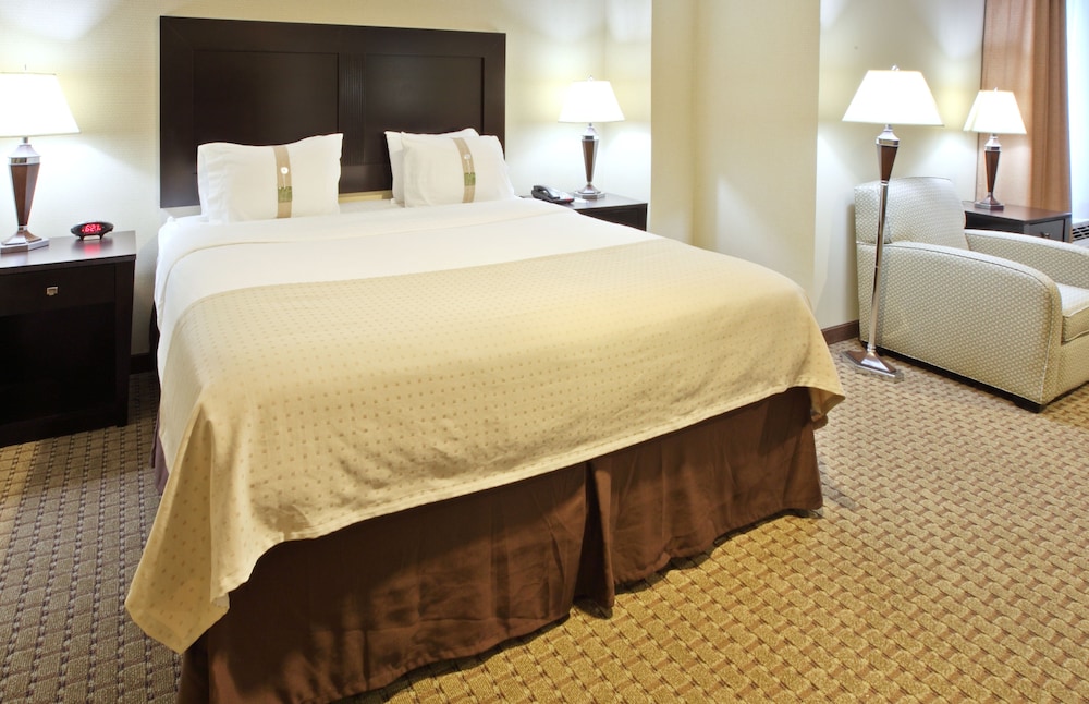 Hyatt House Bentonville / Rogers 20/44