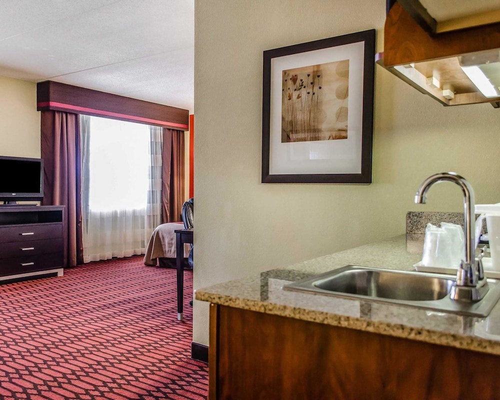 Baymont By Wyndham Harrisburg 27/41