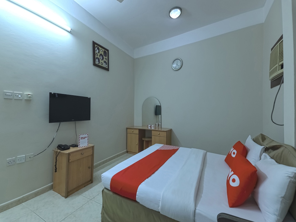Super OYO 108 Marsa Al Masafar Hotel Apartment 10/21