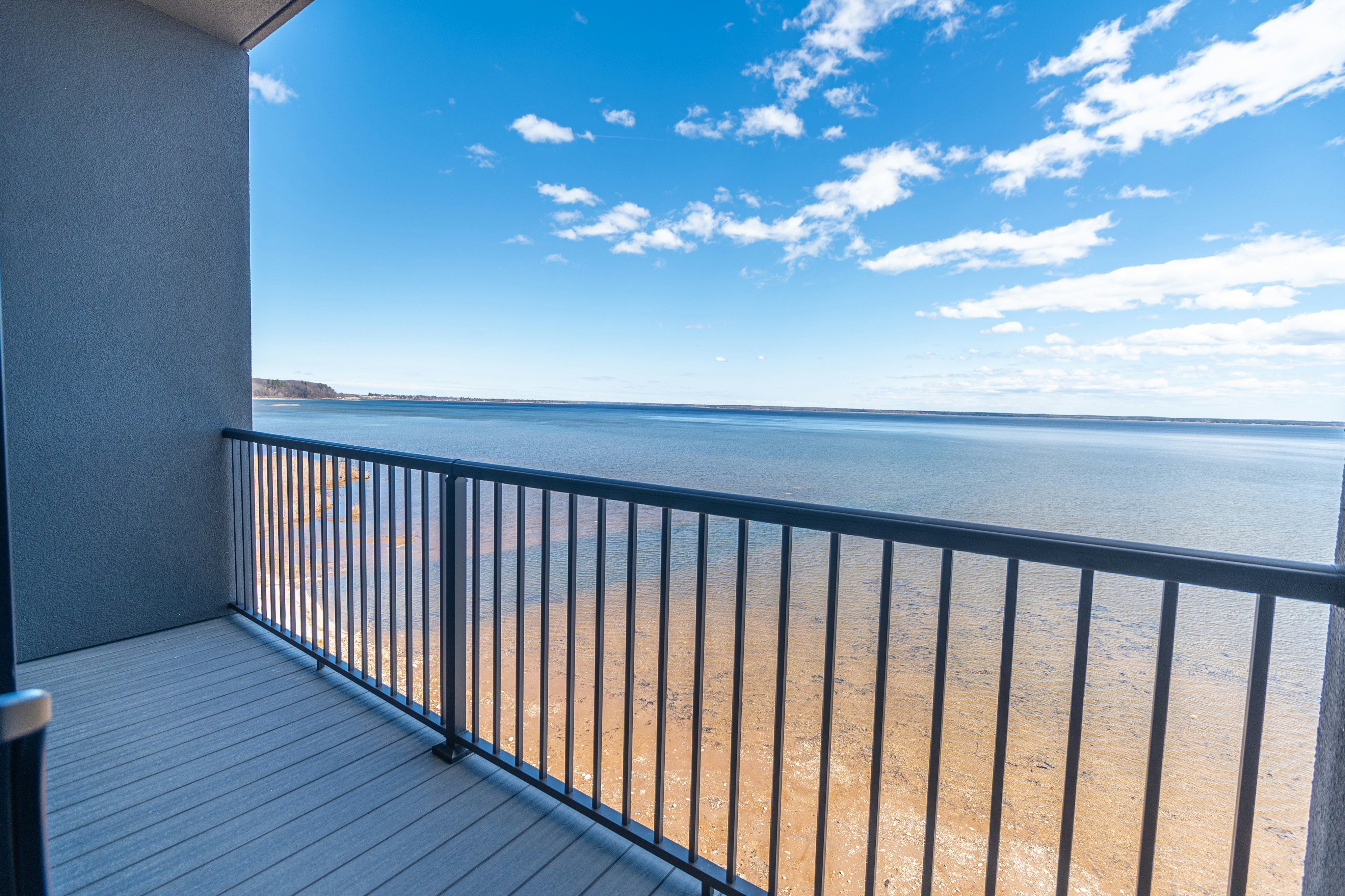 Terrace Bay Hotel 2/24
