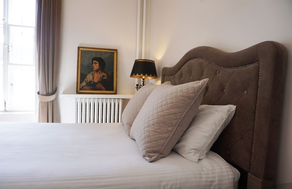 Hotel Marie-Rollet 24/50