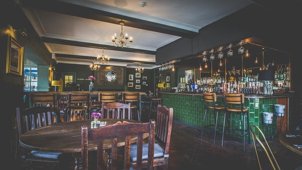 Royal George Hotel 36/50