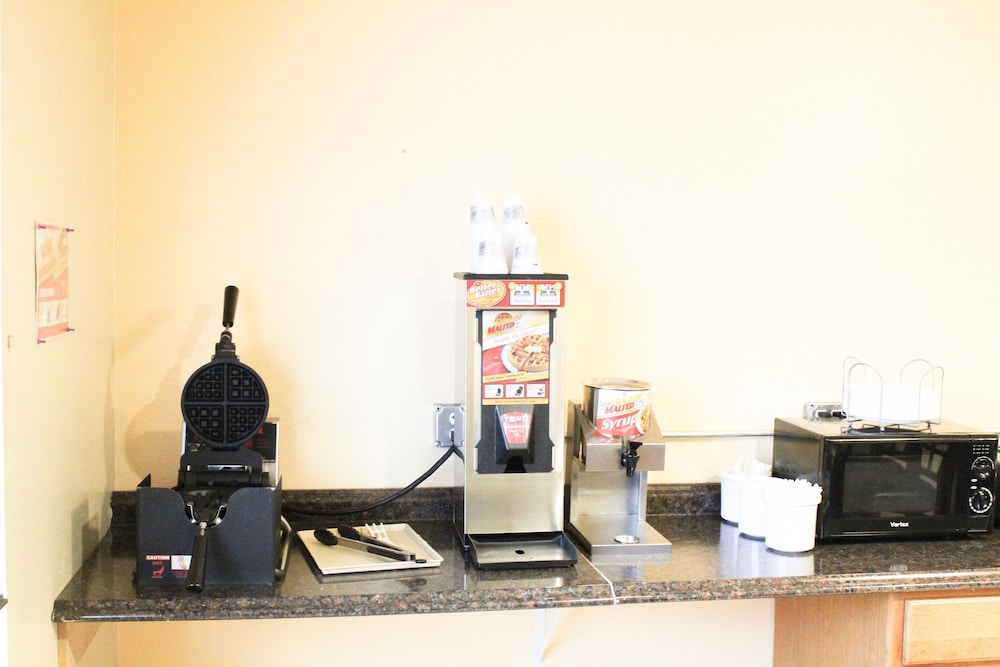 Super 8 by Wyndham Carson City/Lake Tahoe 21/28