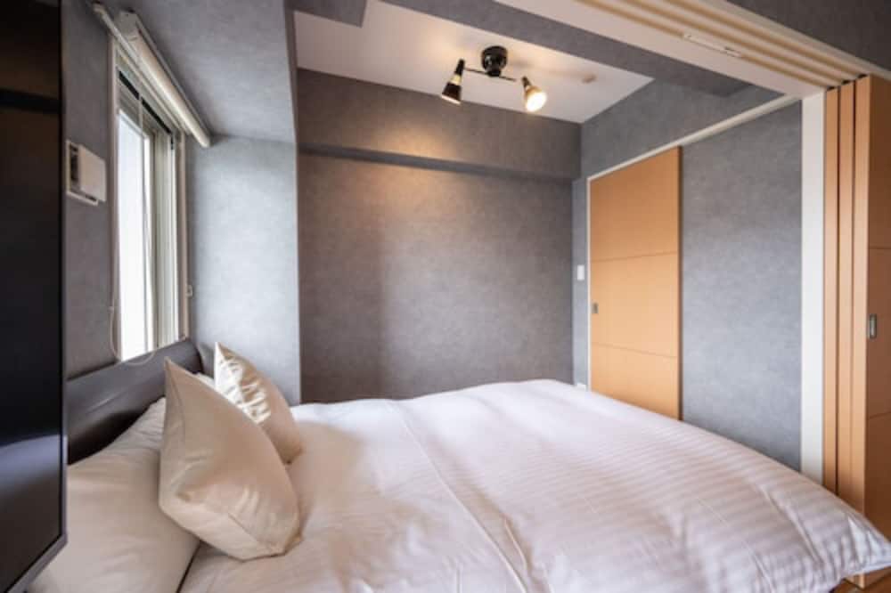 Residence Hotel Hakata 8 10/38