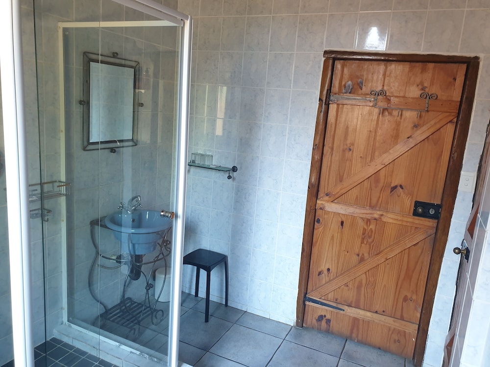 Marrob Lodge 32/34