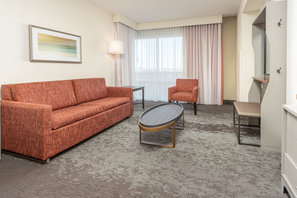 Holiday Inn Suites Memphis Wolfchase Galleria 49/79